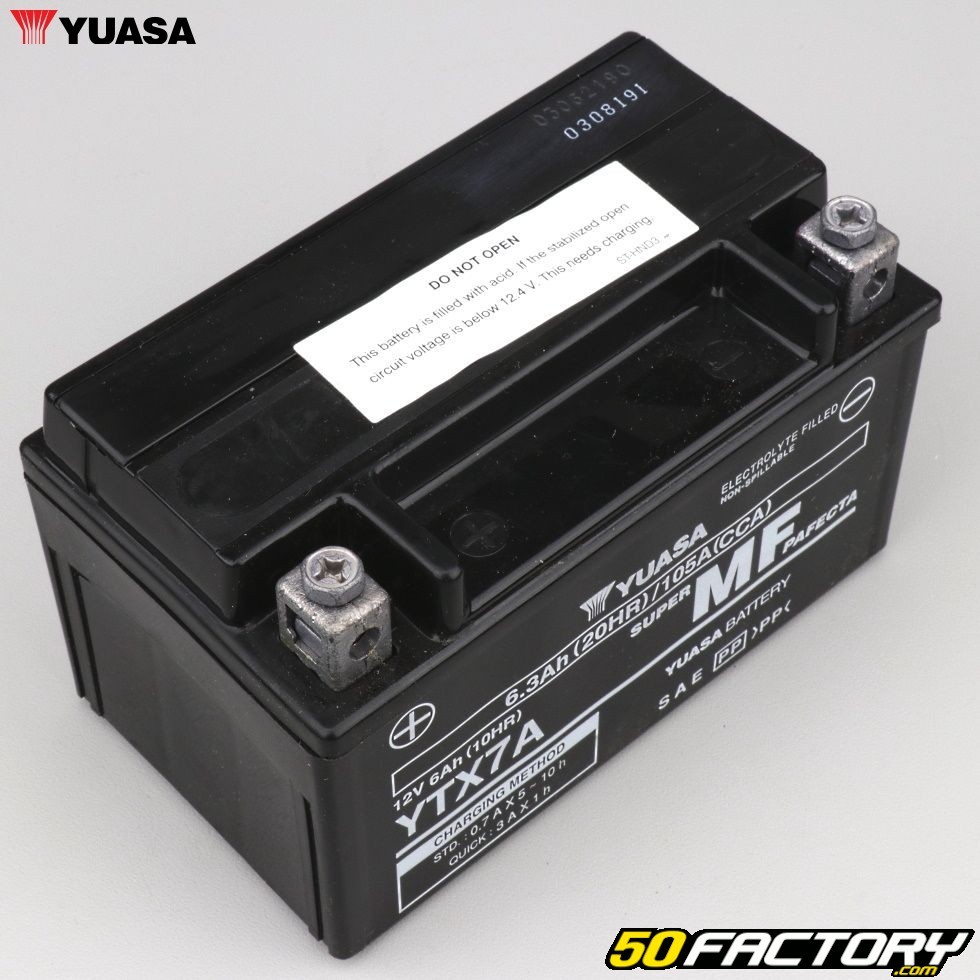 Batterie moto 12V 6Ah sans entretien YTX7A-BS / GTX7A-BS / YTX7A-4